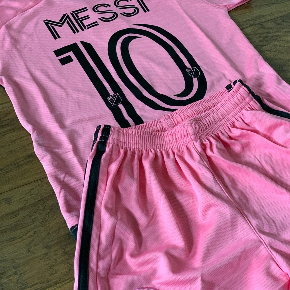 Messi soccer Jersey Kids Medium 8-9 Soccer Jersey Pink Home 2 Piece Set Shorts